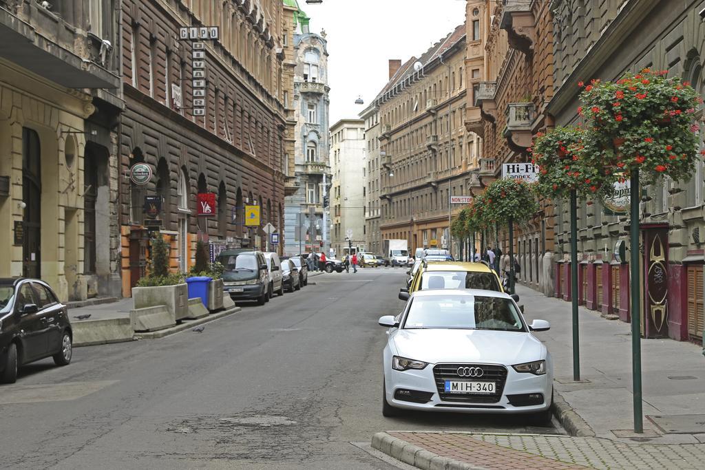 Central Apartment Budapest Exterior photo