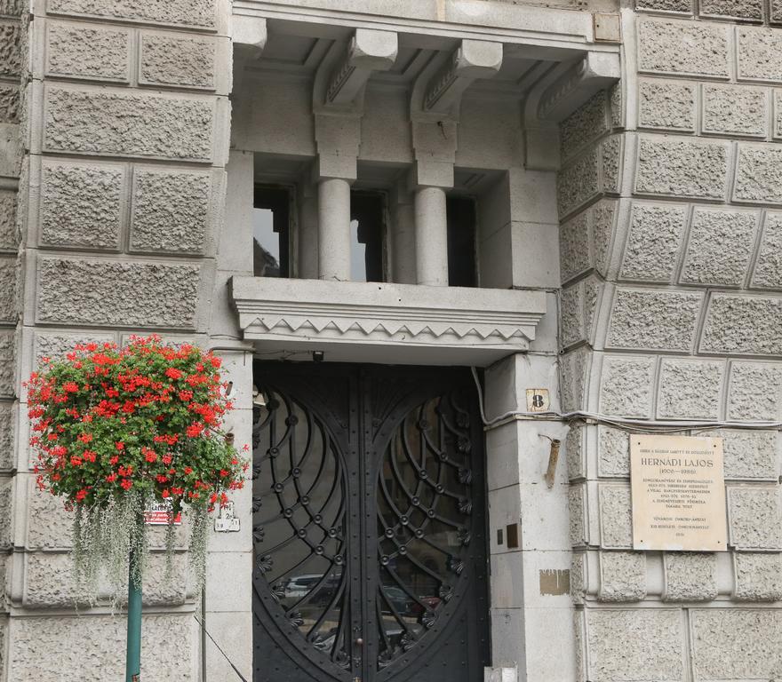 Central Apartment Budapest Exterior photo