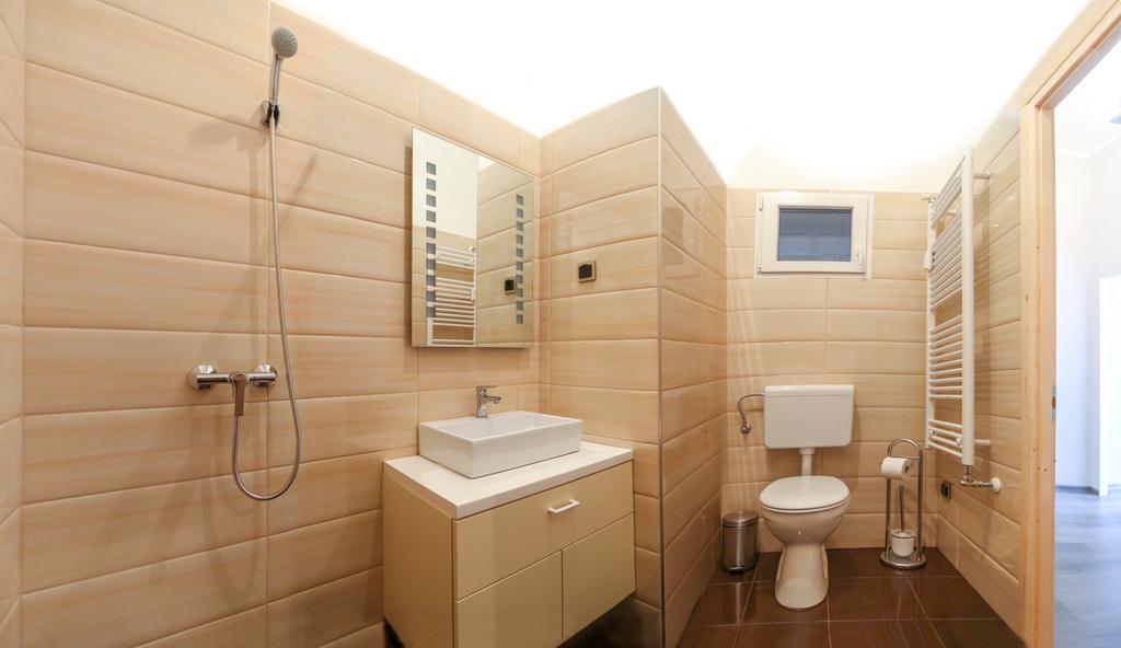 Central Apartment Budapest Room photo